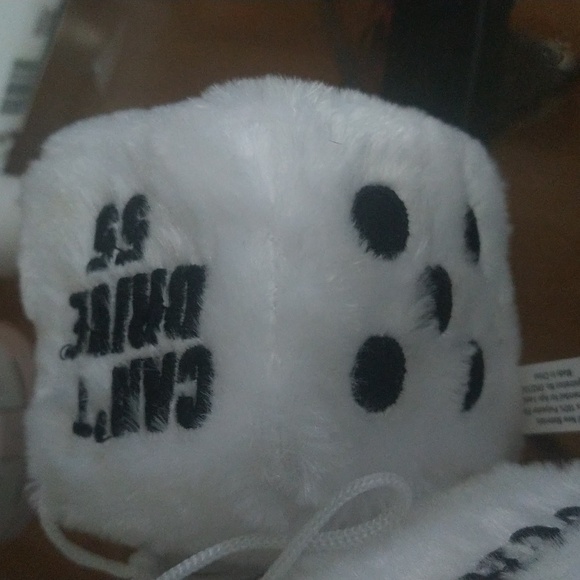 Car dice - Picture 3 of 3